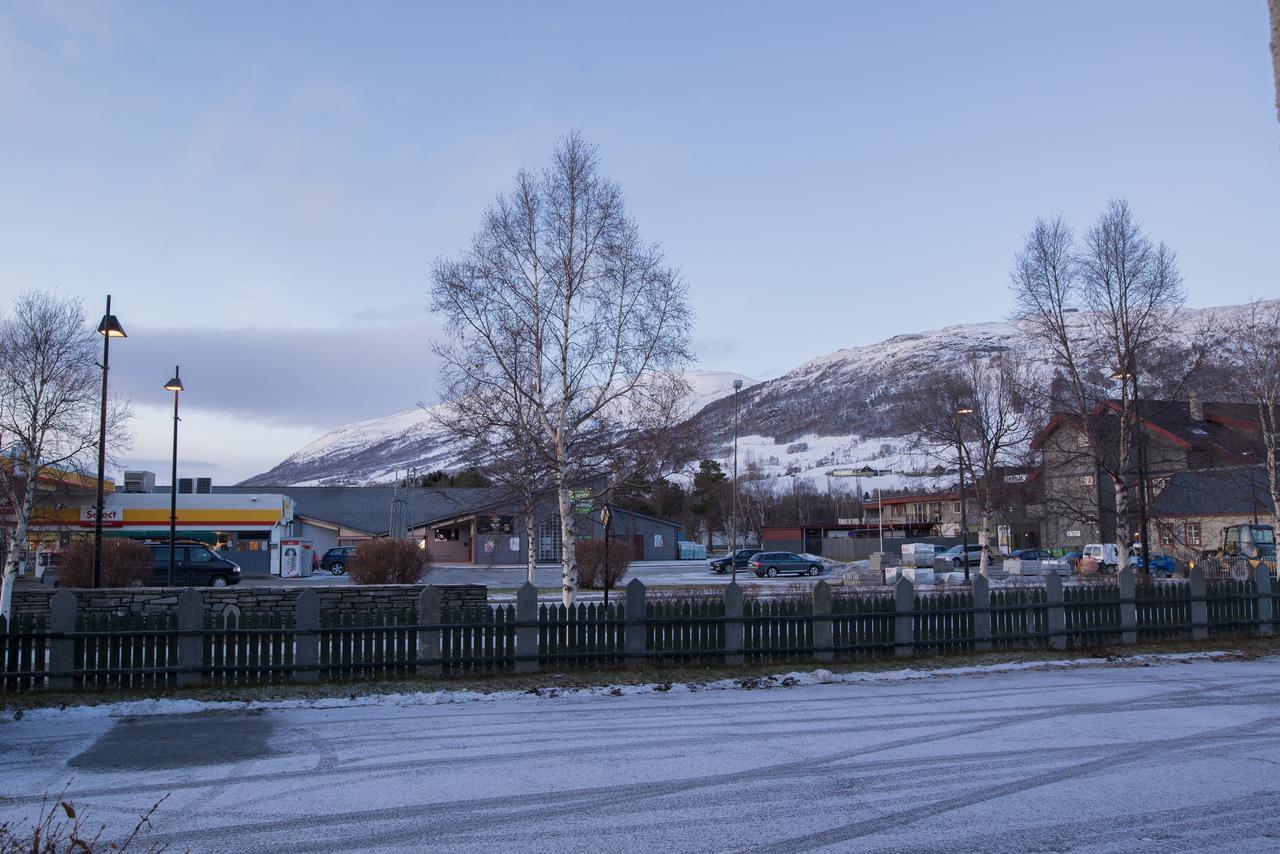 Oppdal Gjestetun Hotell Exterior foto
