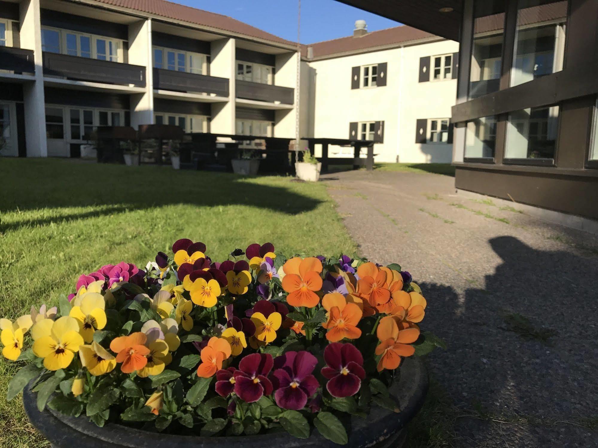 Oppdal Gjestetun Hotell Exterior foto